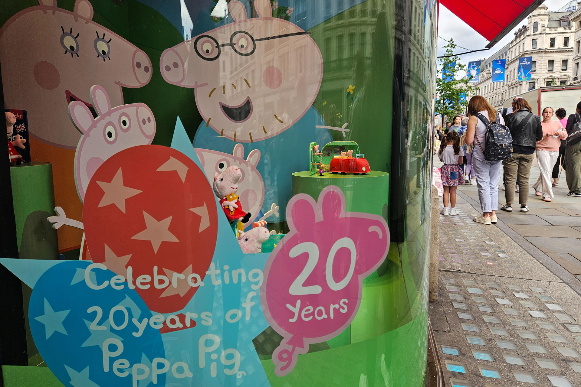 Peppa Pig, la cerdita “un poco mandona” con la que siguen creciendo los niños cumple 20 años
