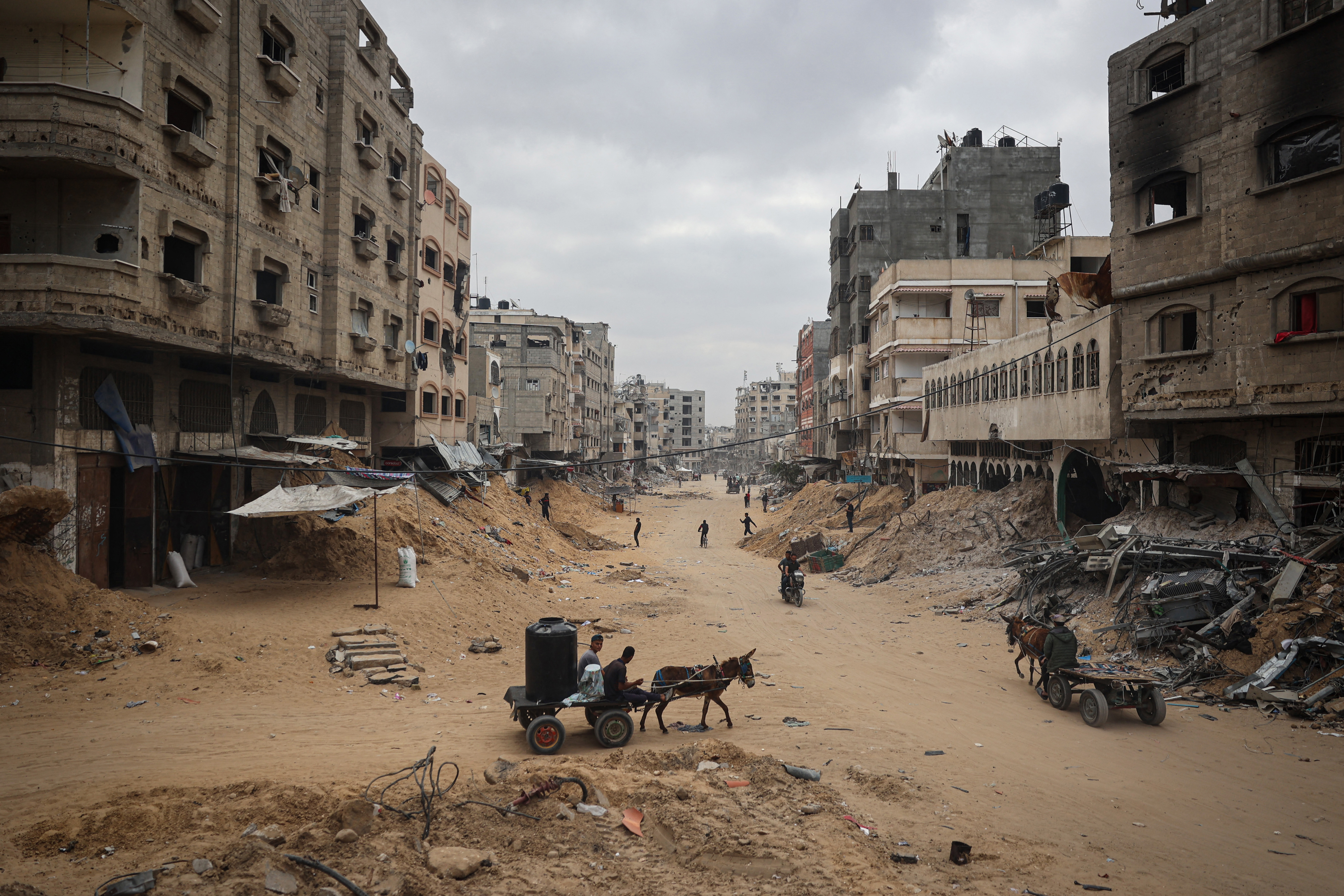 Israel anuncia pausa táctica diaria en su ofensiva para permitir ingreso de ayuda en Gaza