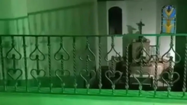 Actividad paranormal en México: fue a la iglesia de noche y captó en VIDEO a una fantasma corista