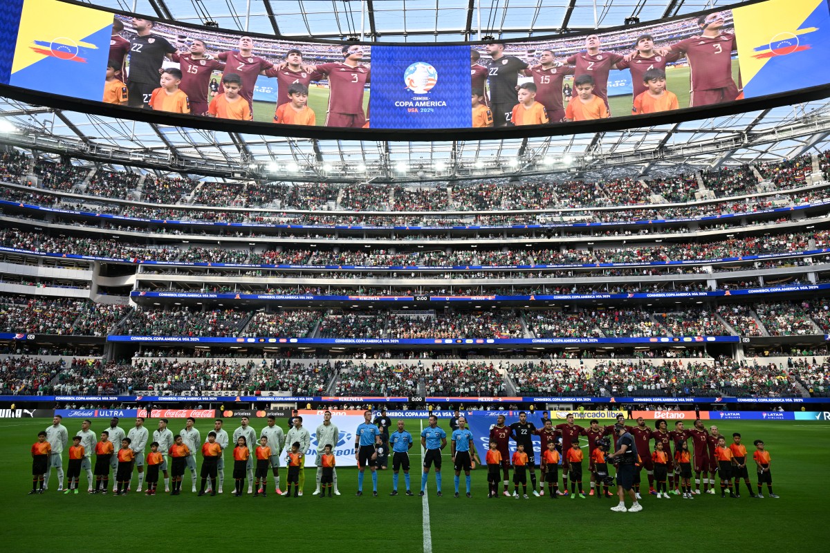 Duelo entre la Vinotinto y México rompió récord de asistencia del Super Bowl