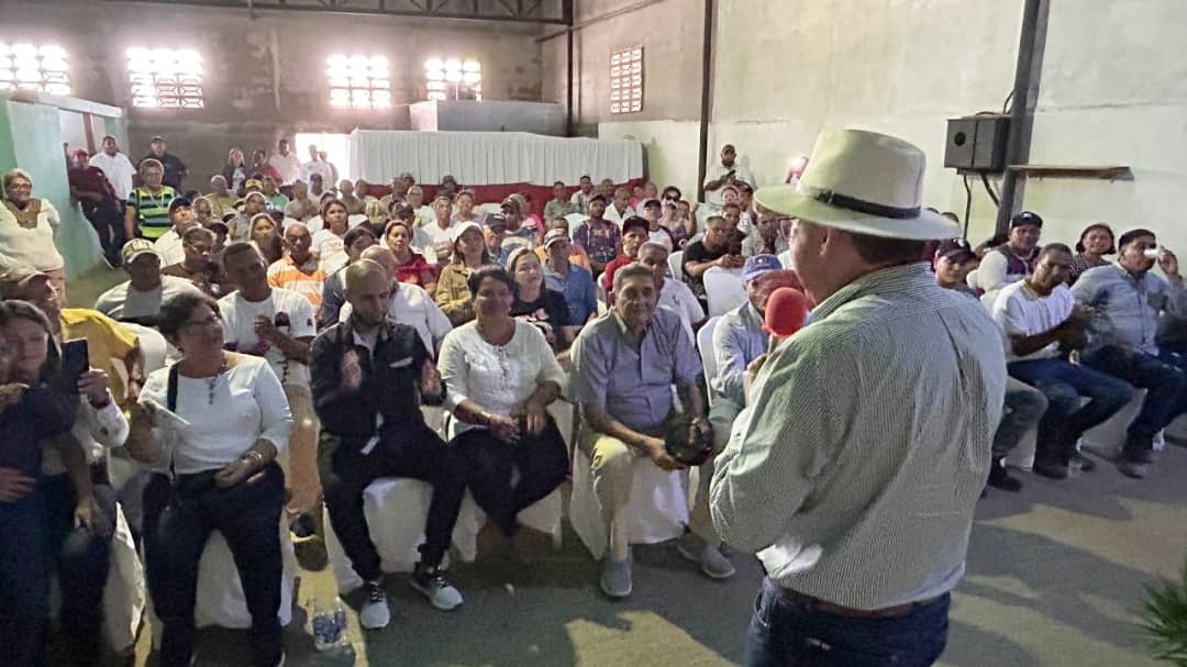 Pérez Vivas dio la bienvenida al Frente Social, una organización que apoyaba al chavismo en Monagas