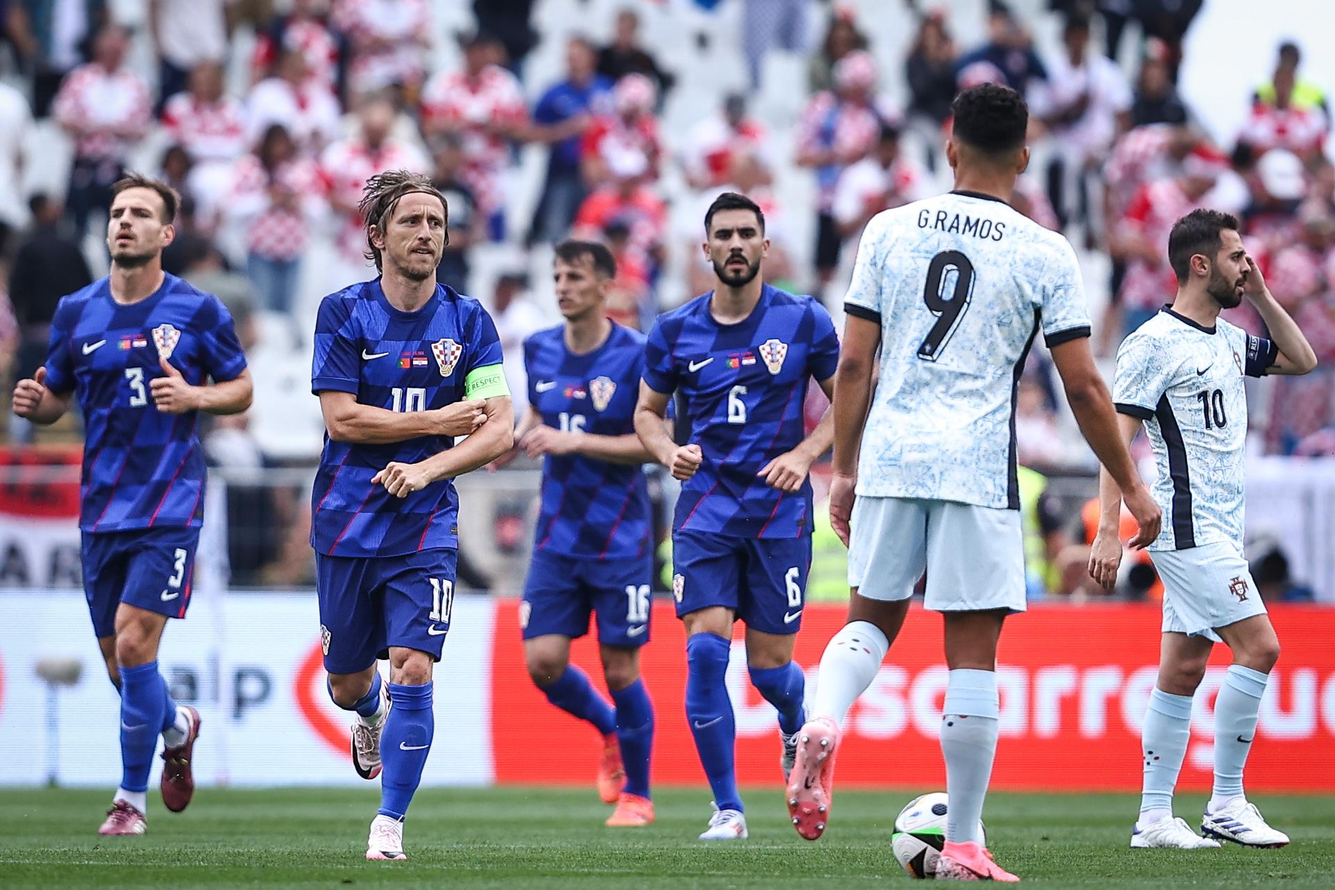 Modric y Budimir sellaron triunfo de Croacia sobre Portugal antes de la Eurocopa