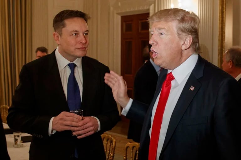 Donald Trump estudia el plan que podría darle a Elon Musk un papel en su gobierno si gana las elecciones