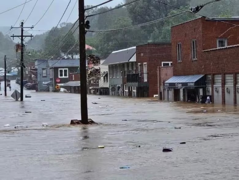 Asheville fue arrasado por el paso del huracán Helene (FOTOS)