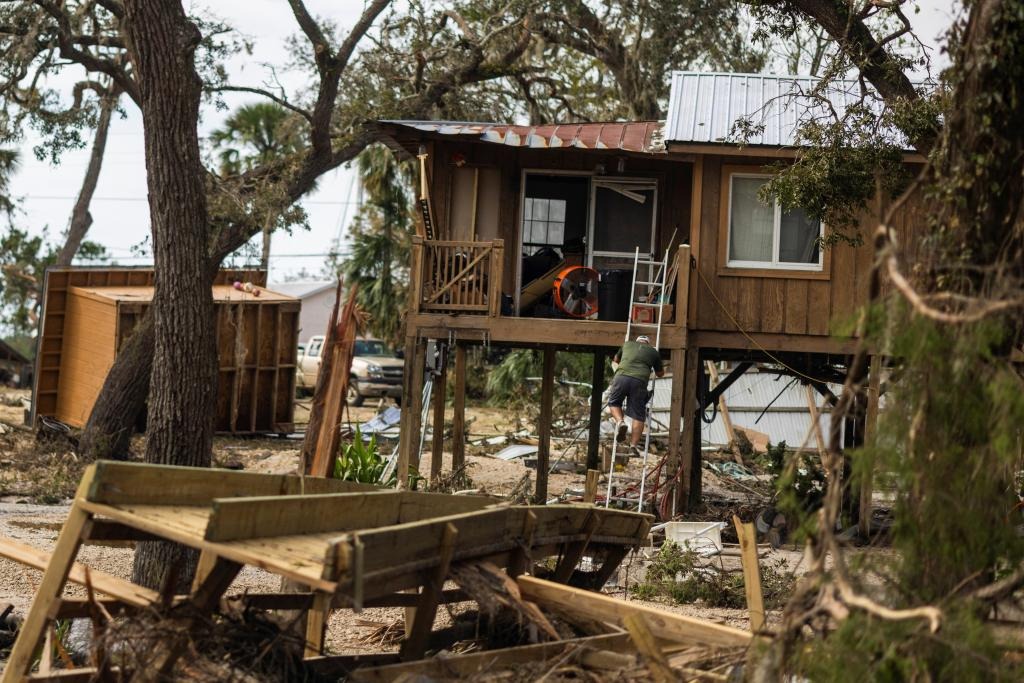 “Es desgarrador”: Pequeña ciudad de Florida fue “borrada del mapa” por la furia del huracán Helene